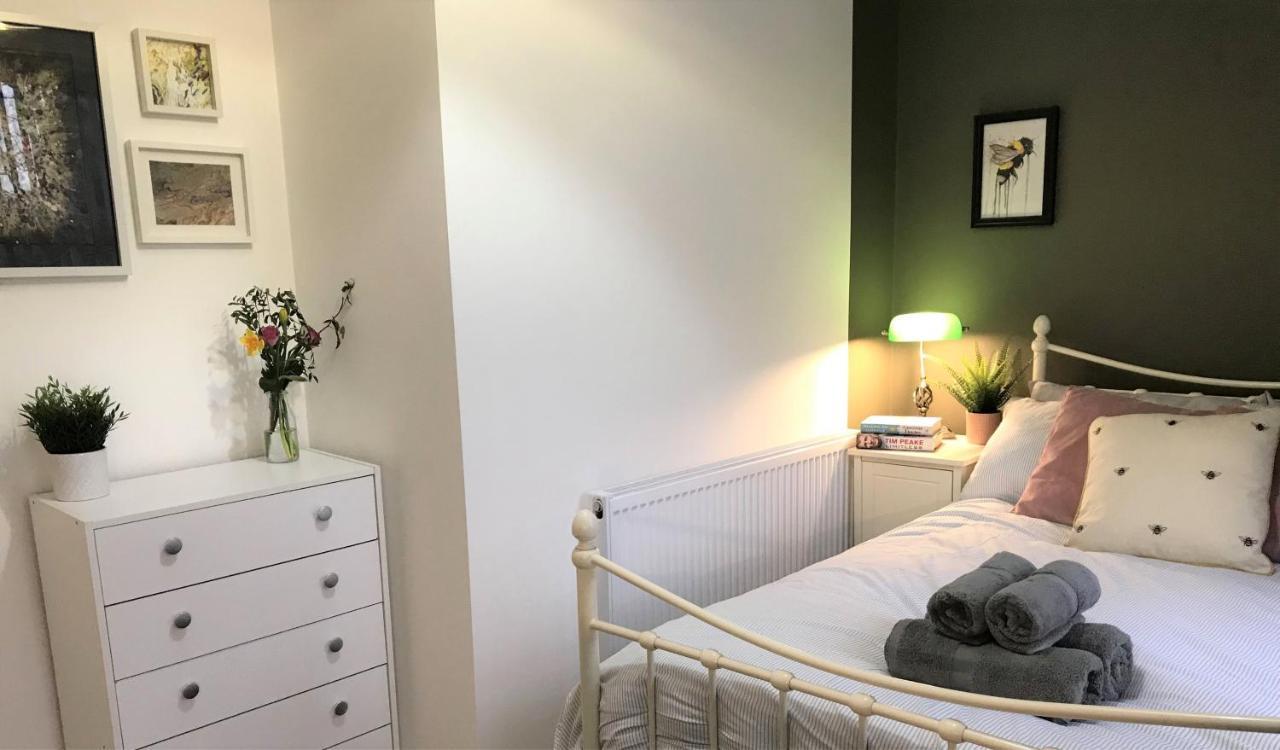 Stylish Modern 3-Bed House Nr Manchester City Ctr Whitefield Esterno foto