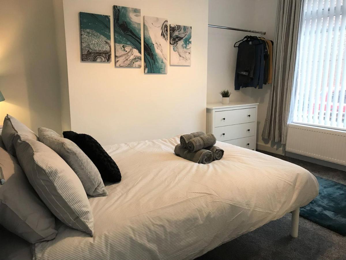 Stylish Modern 3-Bed House Nr Manchester City Ctr Whitefield Esterno foto