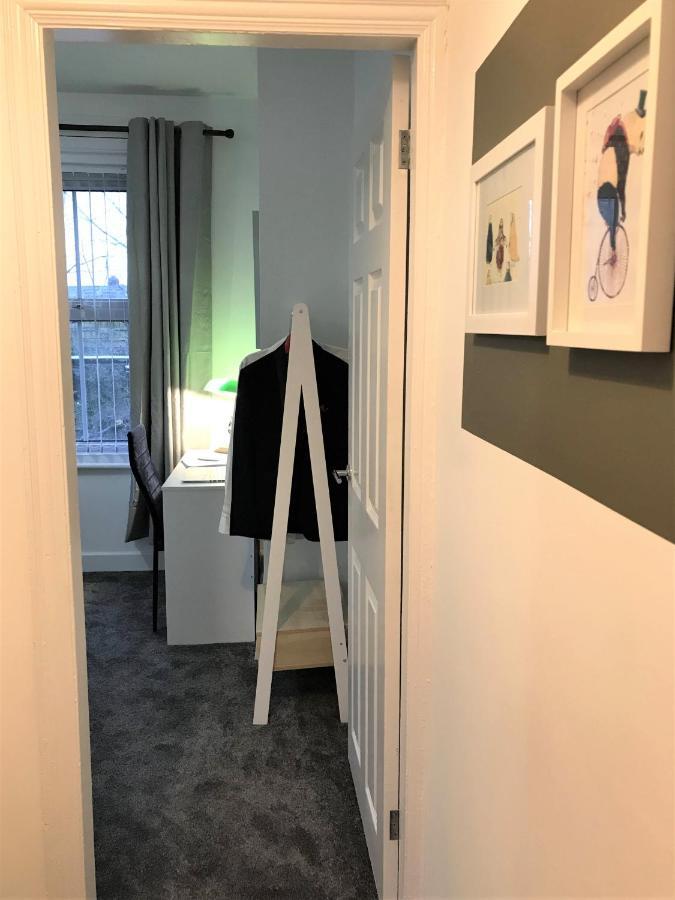 Stylish Modern 3-Bed House Nr Manchester City Ctr Whitefield Esterno foto