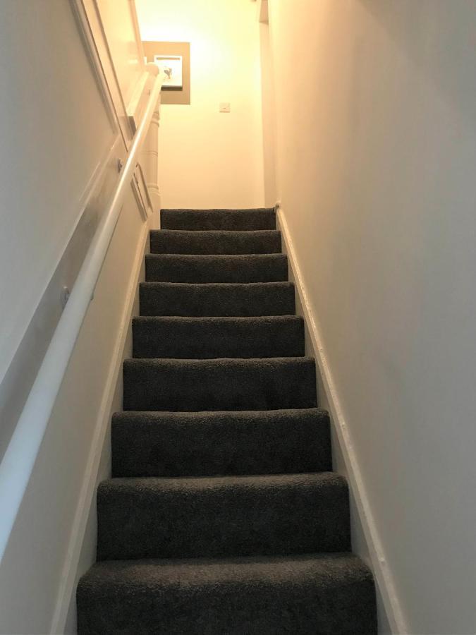 Stylish Modern 3-Bed House Nr Manchester City Ctr Whitefield Esterno foto