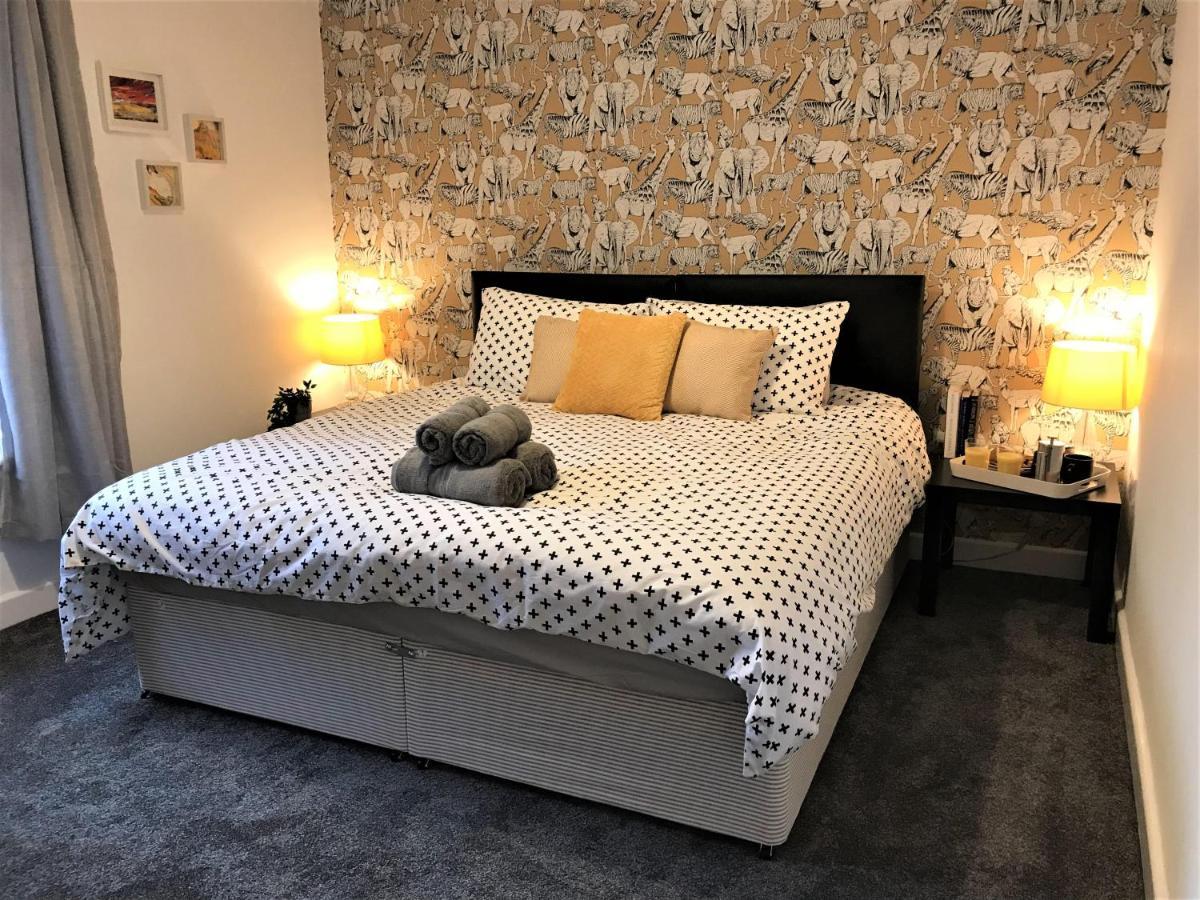 Stylish Modern 3-Bed House Nr Manchester City Ctr Whitefield Esterno foto