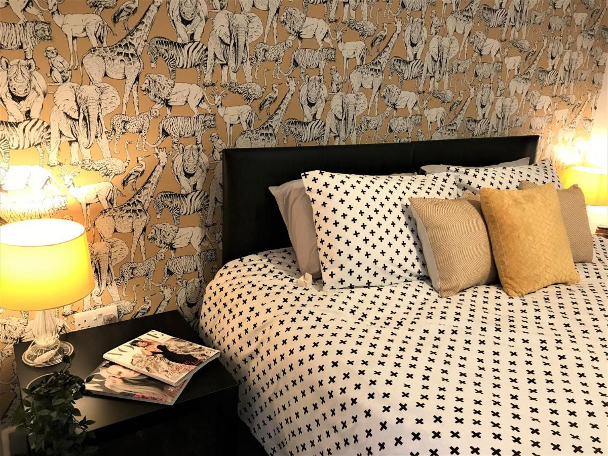 Stylish Modern 3-Bed House Nr Manchester City Ctr Whitefield Esterno foto