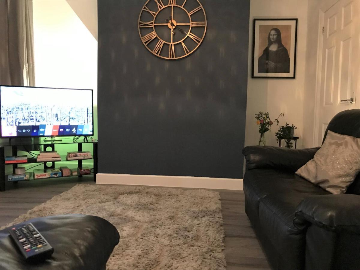 Stylish Modern 3-Bed House Nr Manchester City Ctr Whitefield Esterno foto